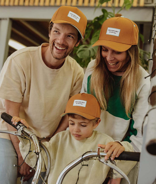 Casquette Parents-Enfants Mini Peanut, visière courbée, 100% coton biologique, matchy-matchy, dès 9 mois, Cool Kids Only !