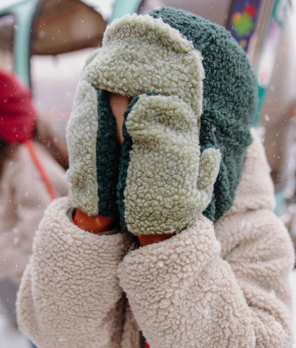 Moufles polaire Heaty Neo - zoom produit - photo lifestyle – Hello Hossy