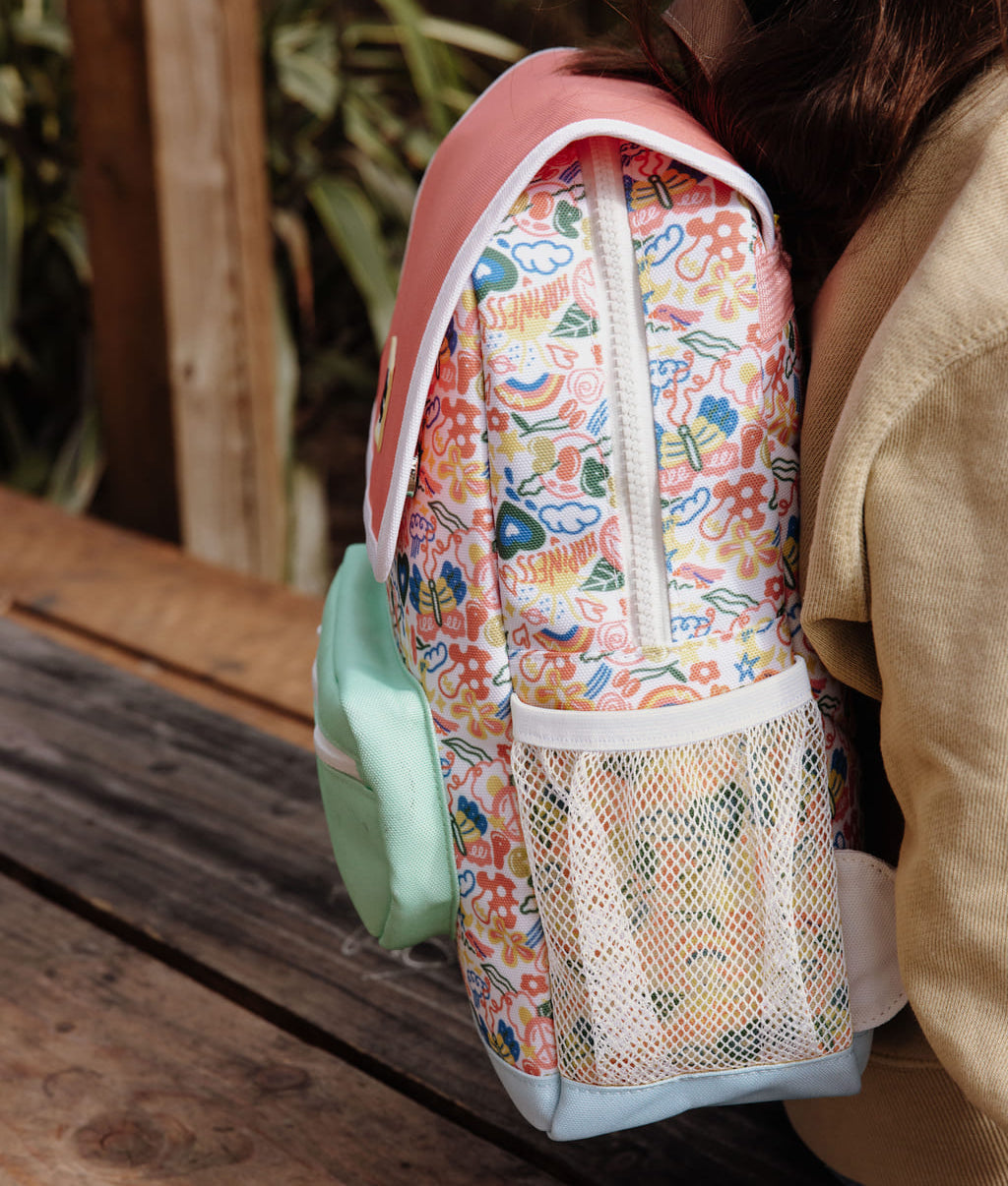 Sac à dos enfant blanc rose motif fleurs poche filet Hello Hossy