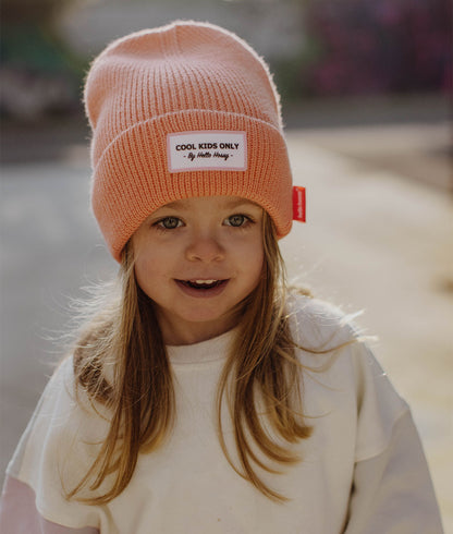 Bonnet coloré Enfants Pop Apricot, maille douce et fine, laine, sans pompon, dès 9 mois, Cool Kids Only !