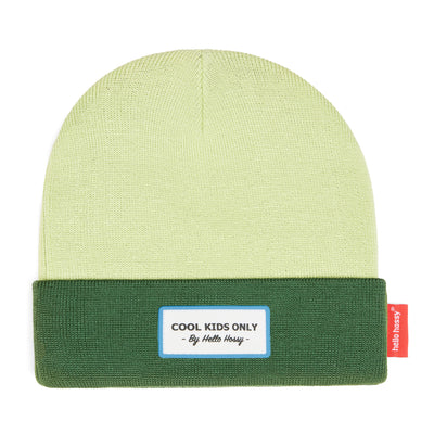 Bonnet enfant vert clair bord foncé étiquette brodée Hello Hossy