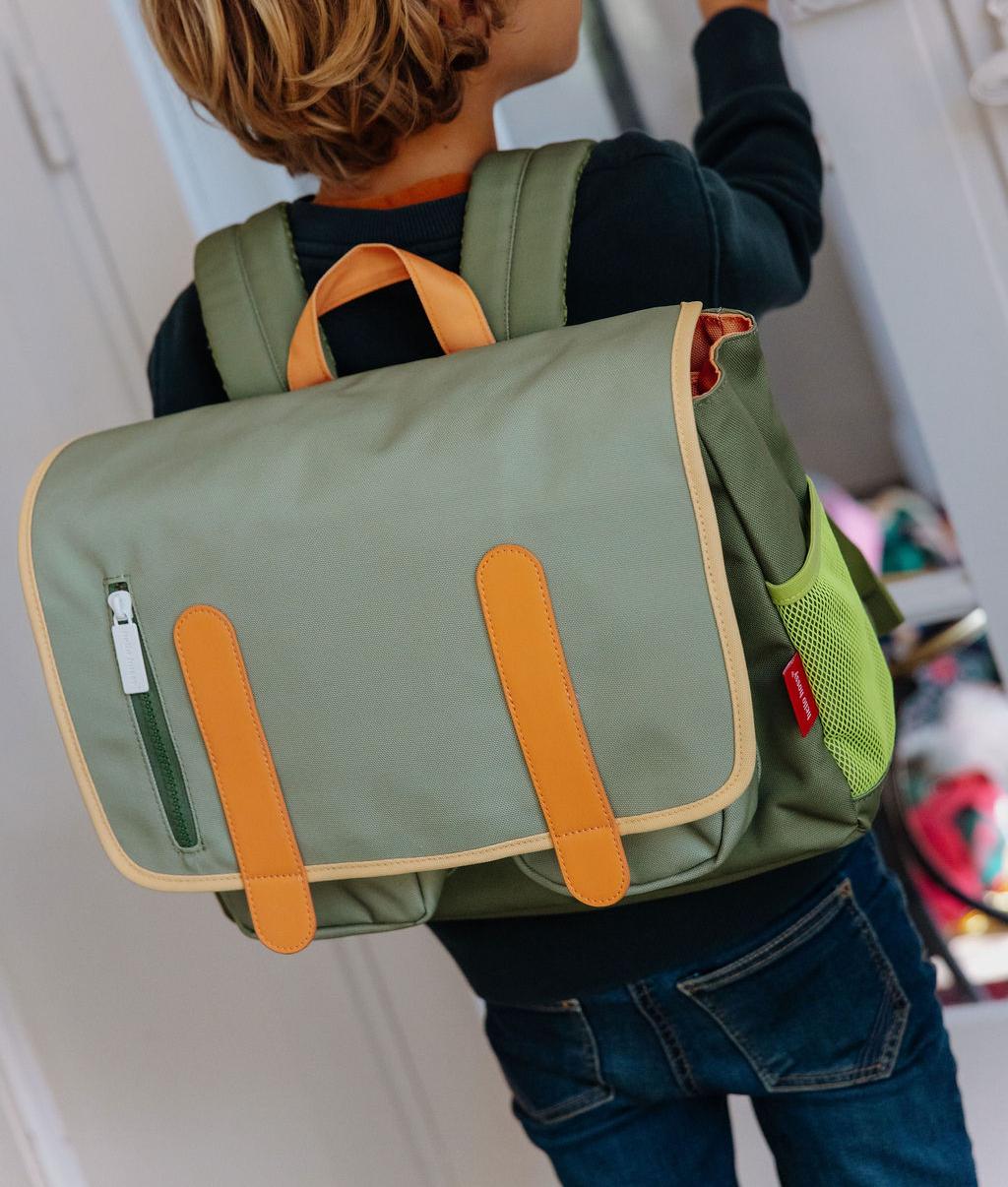 Cartable enfant vert anses marron poche zippée Hello Hossy
