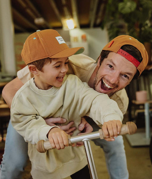 Casquette Parents-Enfants Mini Peanut, visière courbée, matchy-matchy, 100% coton biologique, dès 9 mois, Cool Kids Only !