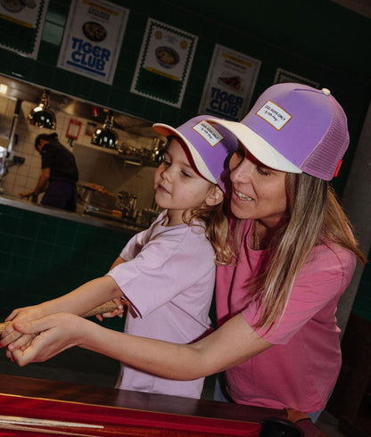 Casquette enfant violette visière beige style matchy maman enfant Hello Hossy