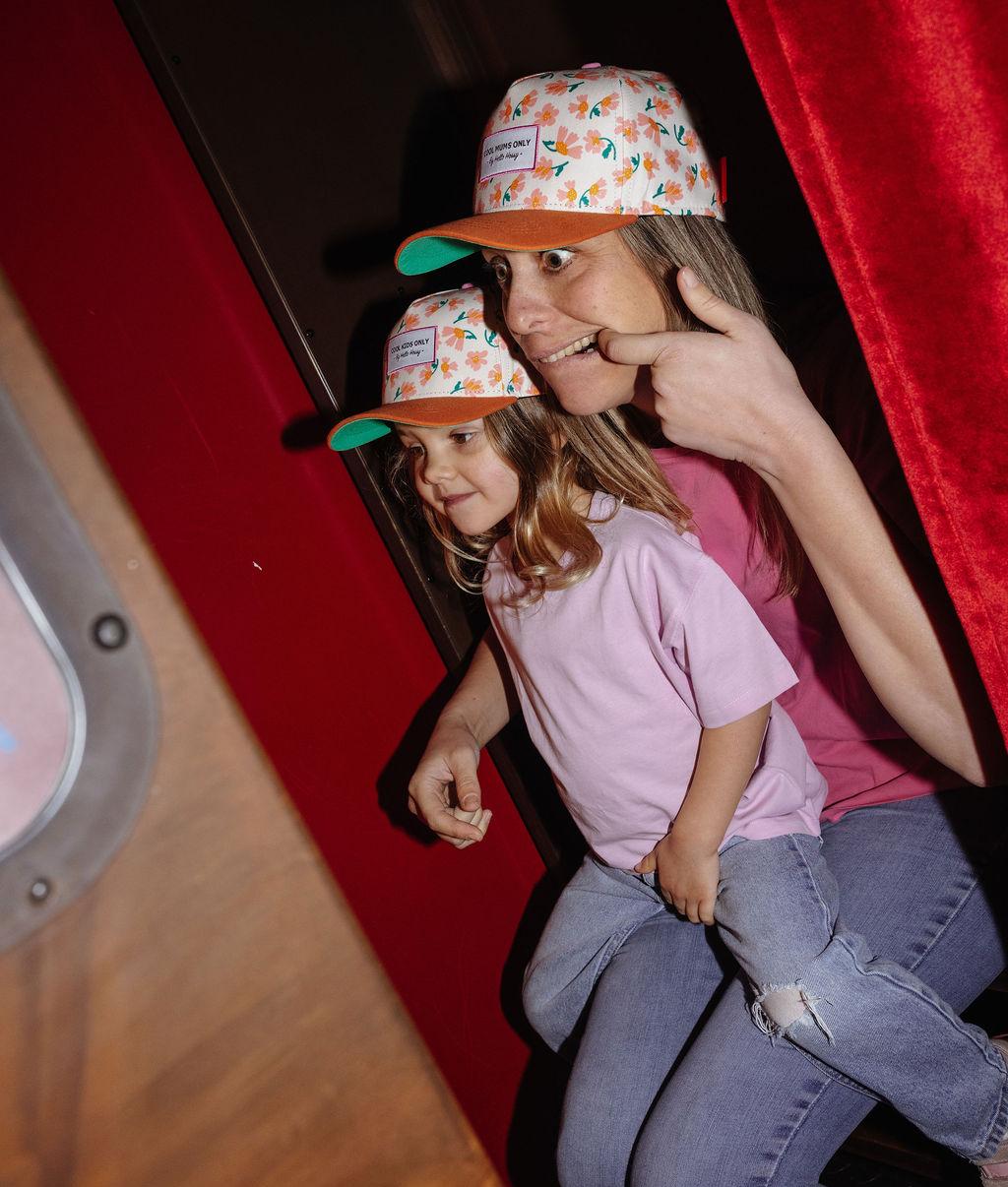 Casquette imprimé fleurs maman enfant Hello Hossy