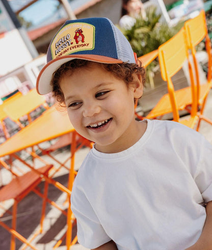 Enfant portant casquette bleu orange visière courbée patch Hello Hossy
