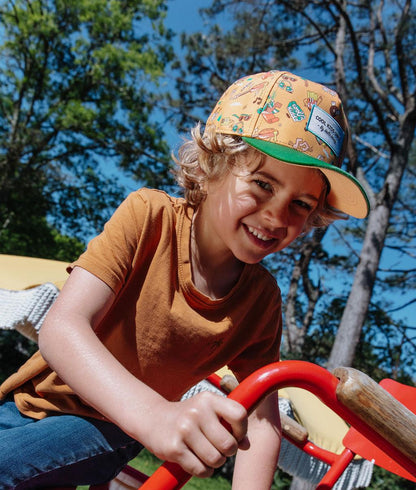 Casquette enfant camel imprimé musique visière plate verte Hello Hossy