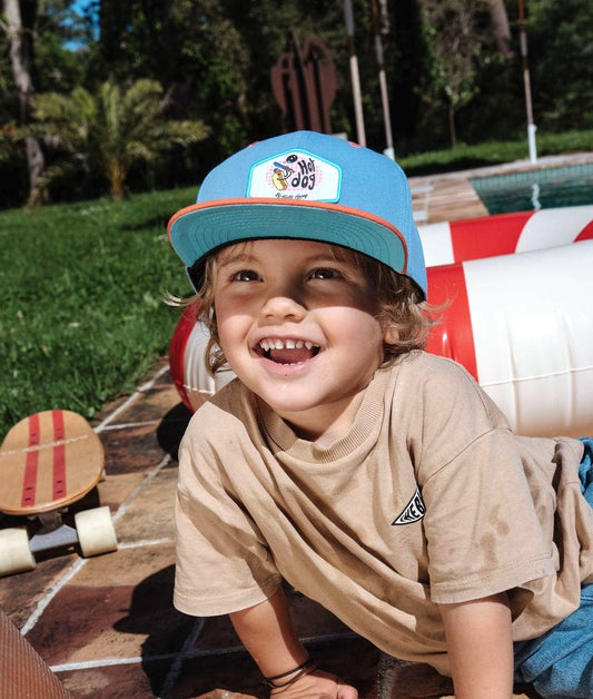 Casquette enfant bleu orange patch Hot Dog visière plate Hello Hossy