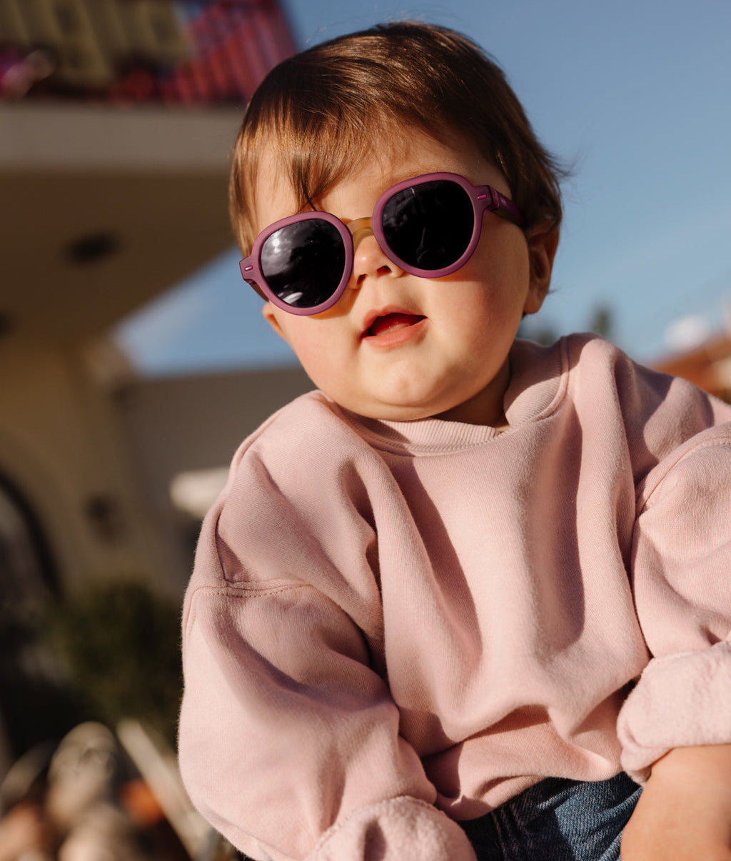 Lunettes de soleil enfant violet forme arrondie taille bébé Hello Hossy