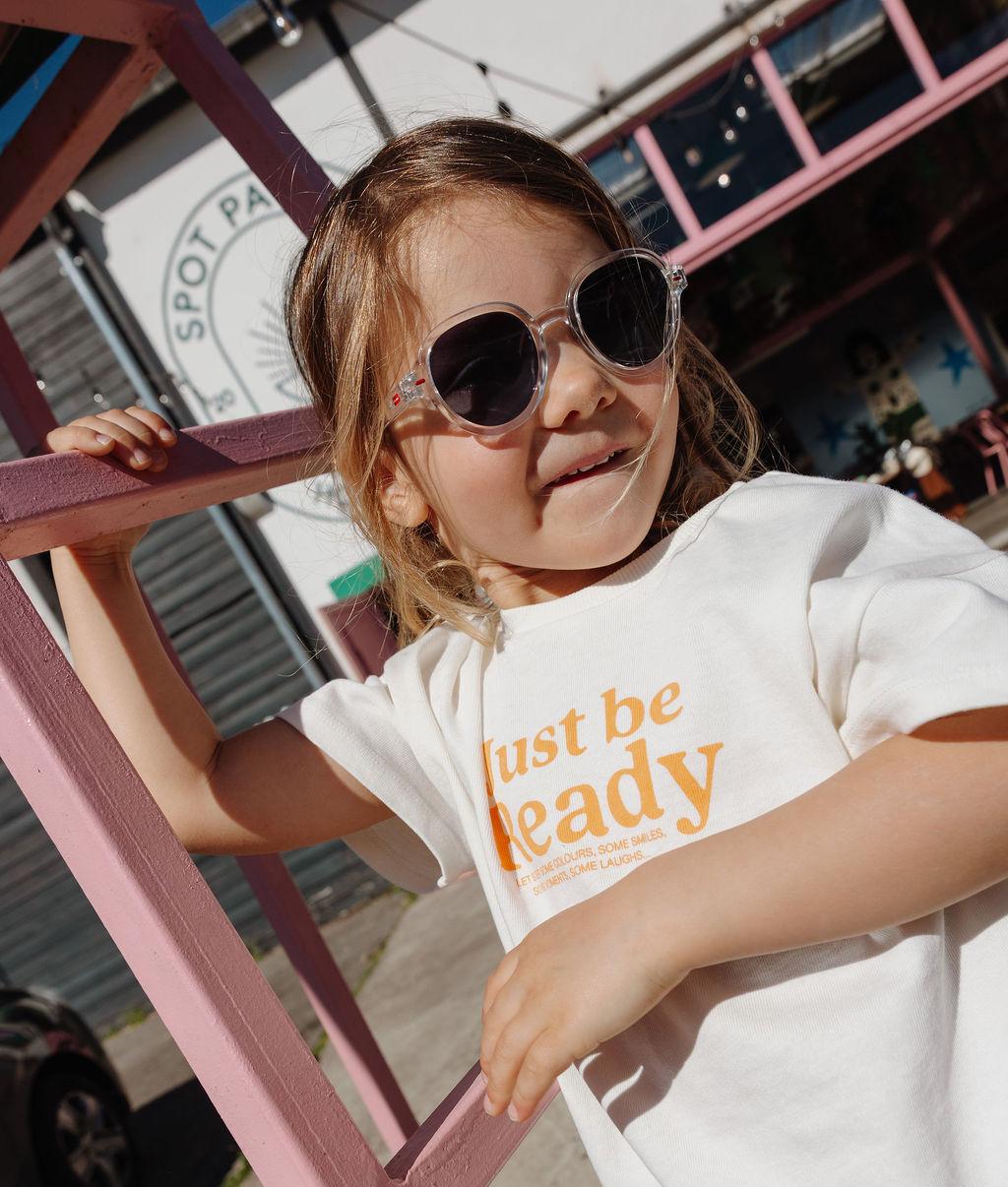 Lunettes de soleil enfant blanc transparent forme ronde verres foncés Hello Hossy