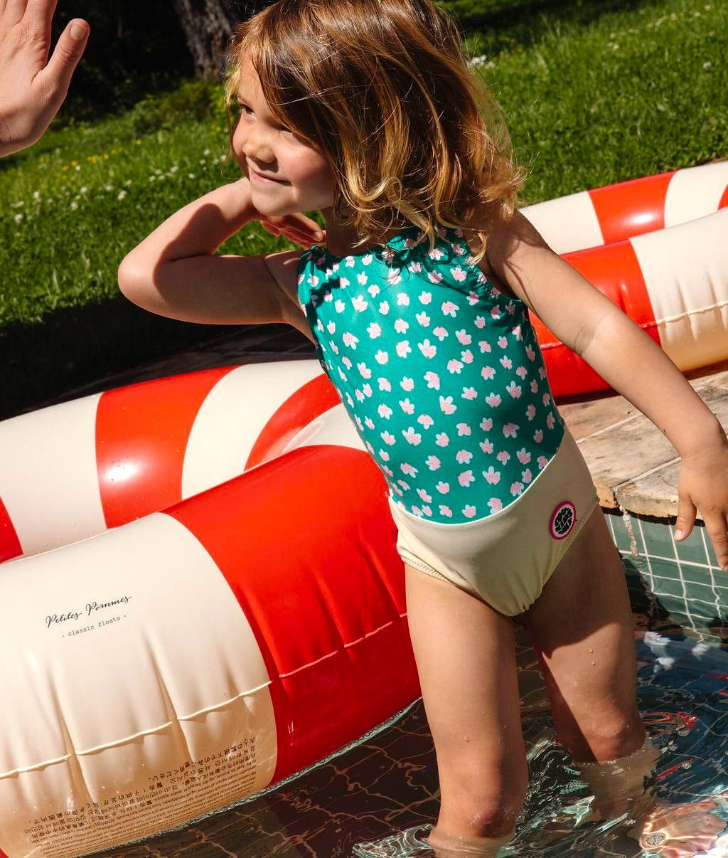 Maillot fille vert jaune imprimé fleurs détail patch Hello Hossy