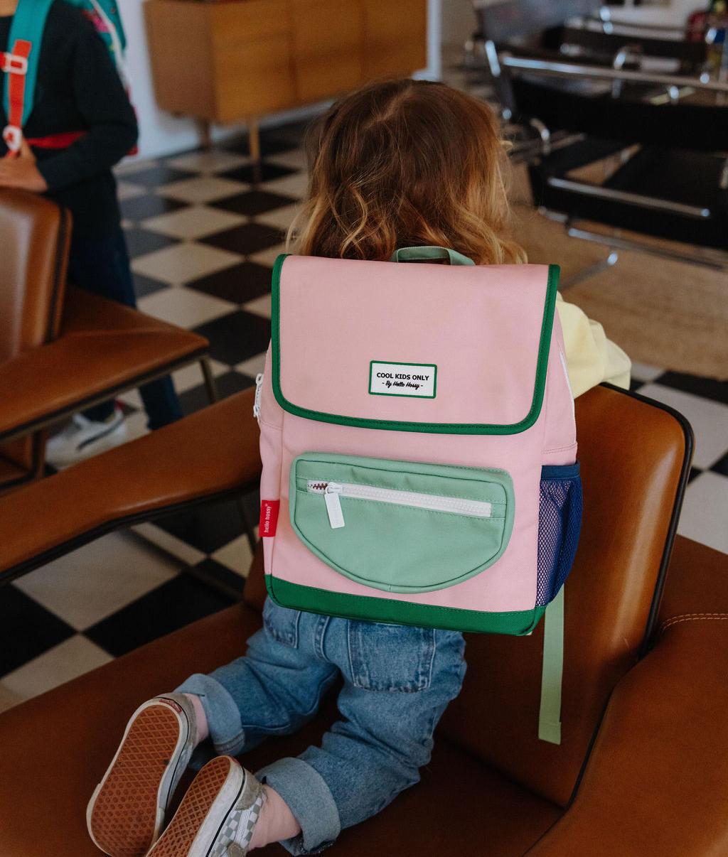 Sac à dos enfant rose poche verte Hello Hossy