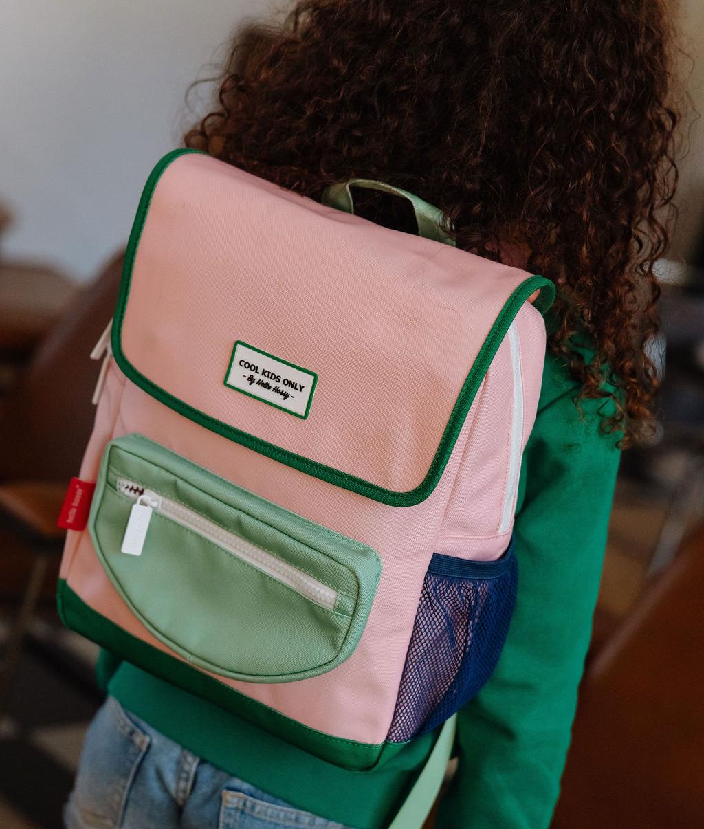 Sac à dos enfant rose bordure verte poche frontale Hello Hossy