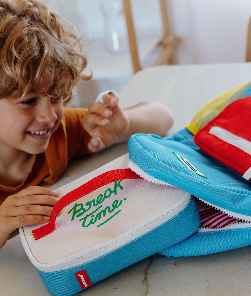 Sac goûter enfant bleu texte vert détail rouge Hello Hossy