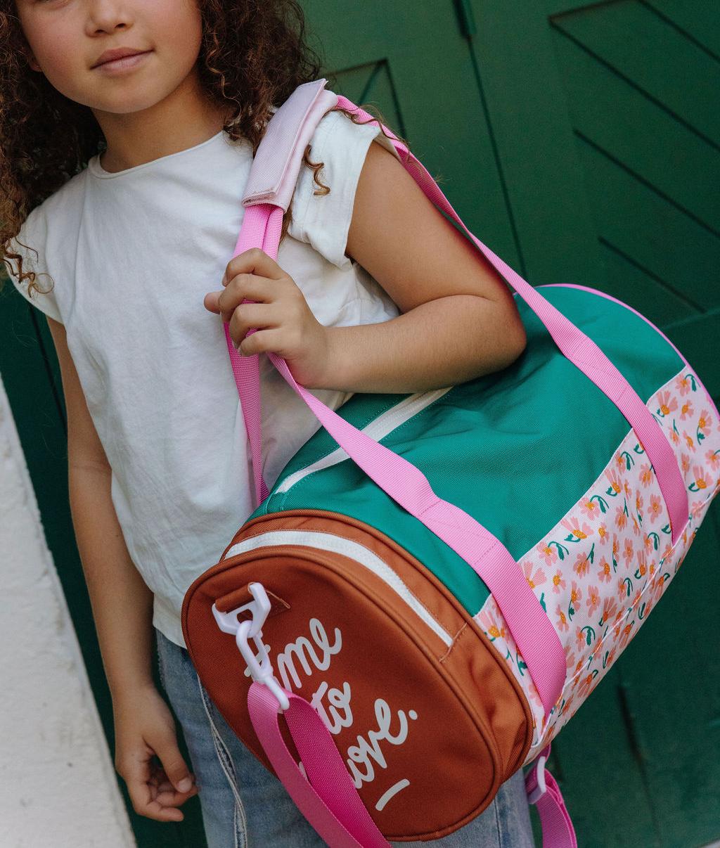 Sac de sport enfant vert rose marron motifs fleurs Hello Hossy