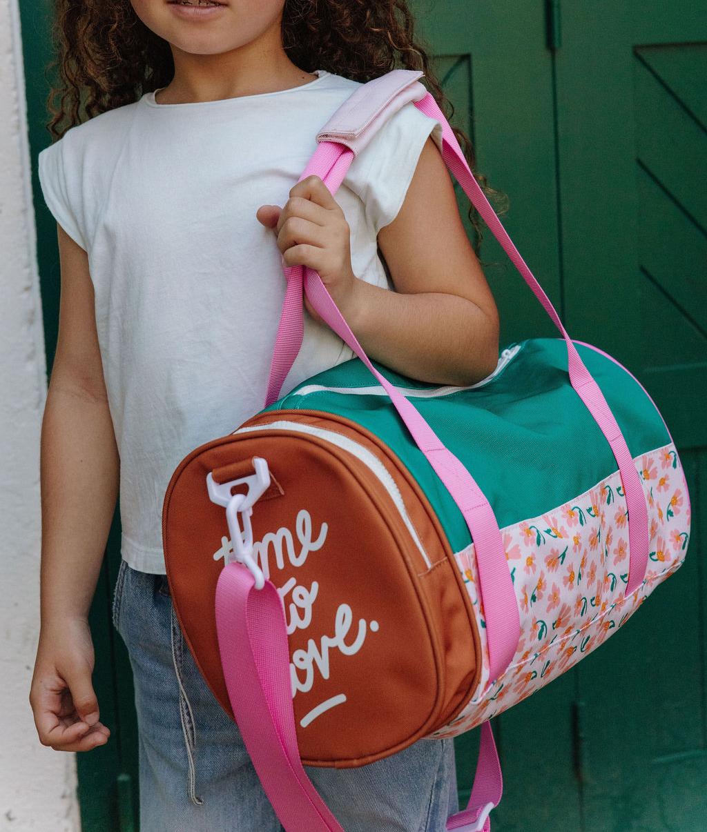 Sac de sport enfant vert rose marron motif fleurs Hello Hossy