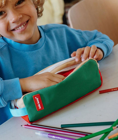 Trousse scolaire enfant vert compartiments multiples détail Hello Hossy