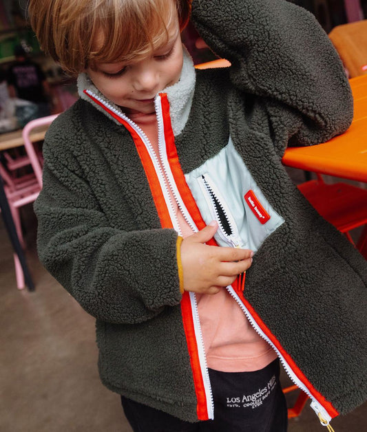 Veste polaire verte enfant vue de face Hello Hossy